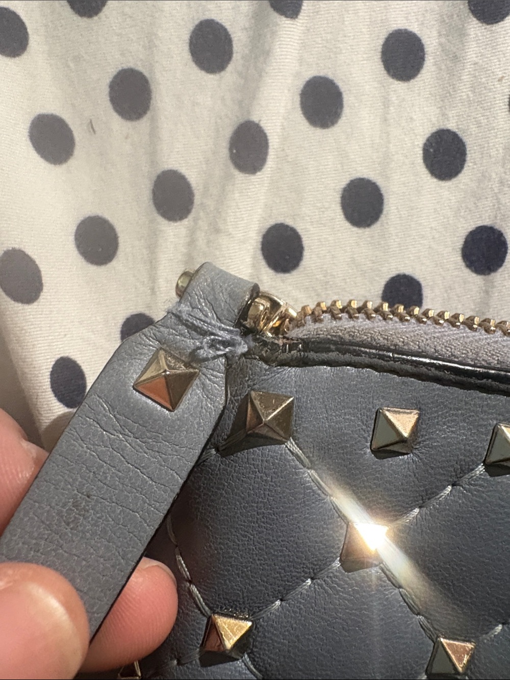 Valentino Garavani Rock-stud Compact Wallet - Picture 10 of 16